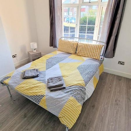 Lilleshall Rooms Mitcham Dış mekan fotoğraf