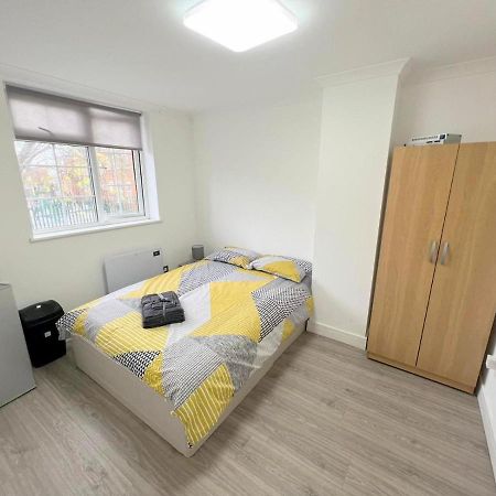 Lilleshall Rooms Mitcham Dış mekan fotoğraf
