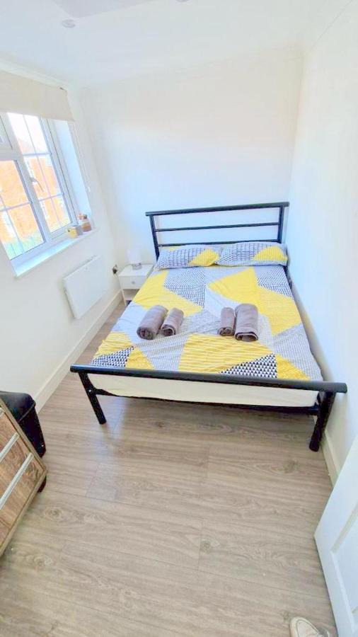 Lilleshall Rooms Mitcham Dış mekan fotoğraf